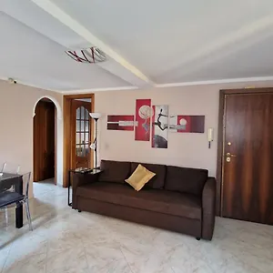 Puffy House , Genova Italia